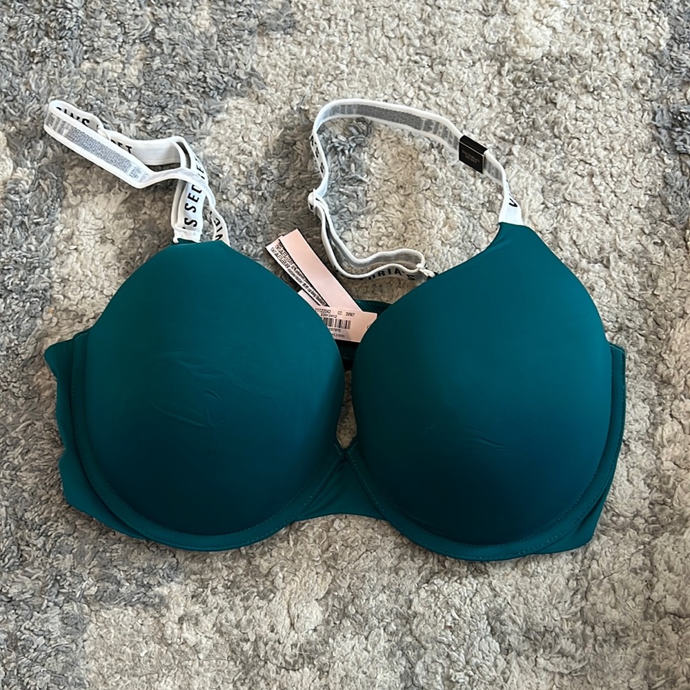 🆕 Victoria’s Secret Tshirt Bra